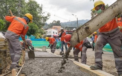 Alcaldía de Medellín invierte $12.800 millones en nuevos andenes