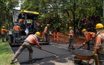 Intervienen más de 20 mil huecos en Medellín