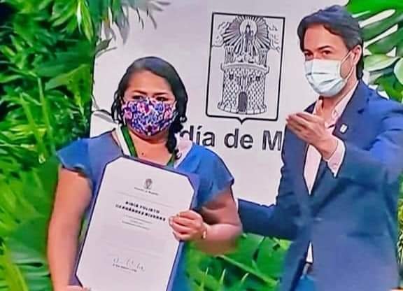Medellín exalta la labor de 20 mujeres con el Galardón Honorífico Medalla al Mérito Femenino