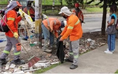 Intervienen el corredor vial de la malla del Aeropuerto Olaya Herrera para la gestión integral de residuos