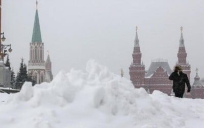 La nieve se tomó las calles de Moscú