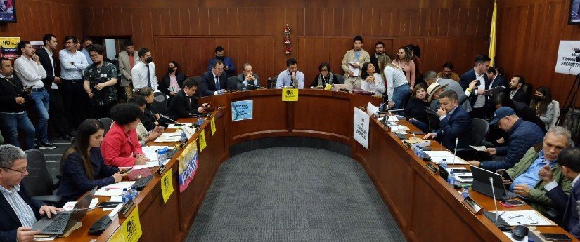 Proyecto que prohibe el Fracking pasa primera prueba en el Senado