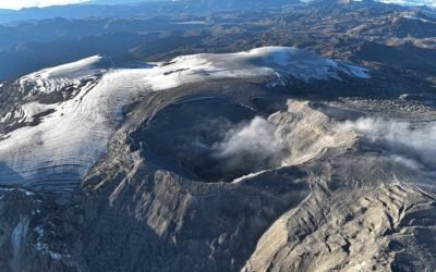Volcán Nevado del Ruiz, en alerta naranja por intensa actividad