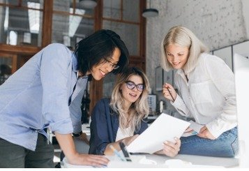 Logran avances significativos para cerrar brechas de género en trabajos