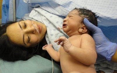 Cada vez nacen menos niños en Colombia: febrero, mes con menos registro