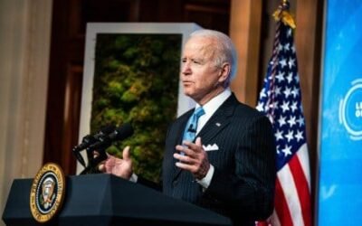 Joe Biden dice que combate al cambio climático creará millones de empleos