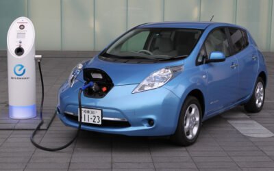 Francia y España reiteran compromiso con freno a automóviles de combustión