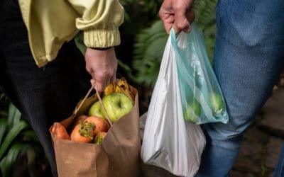 Compra de bolsas plásticas en puntos de venta se redujo cerca de un 70 % en Colombia: Minambiente