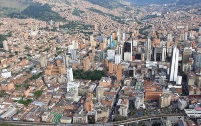 Área Metropolitana y ONU analizan el aire en Antioquia