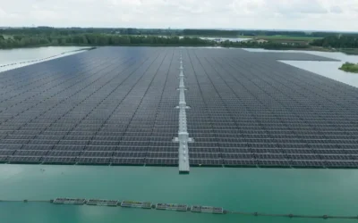China logra que paneles para generar energía solar funcionen a 10 metros bajo el agua