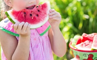 ¿Cómo preparar una lonchera nutritiva y atractiva para sus hijos?