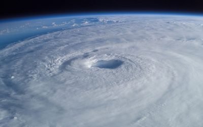 Ian va camino de Carolina del Sur con fuerza de huracán